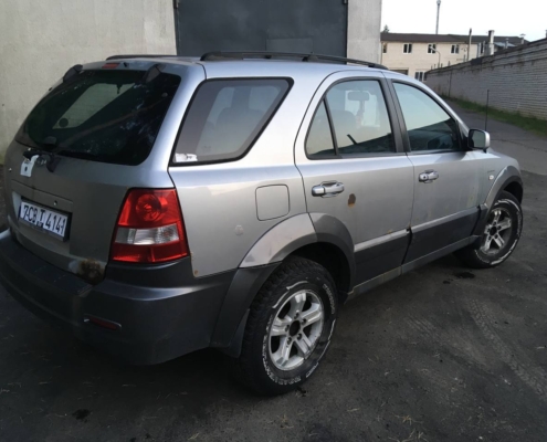 Kia-Sorento-2002-4
