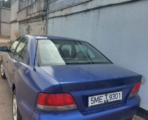 mitsubishi-galant-1996-goda