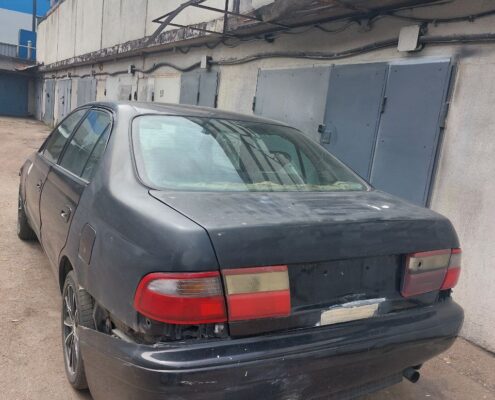 toyota-carina-e-1996-goda-1