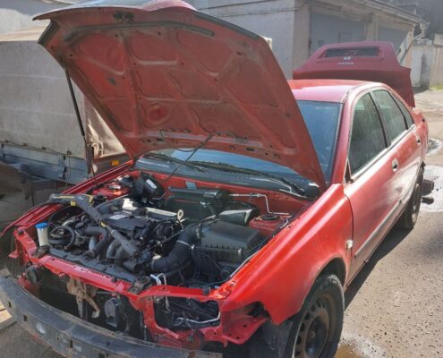 volvo-s40-2002-goda-1