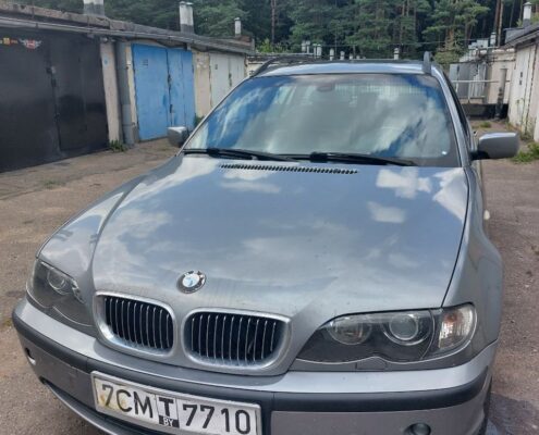 BMW-3-Series-320i-2001-goda